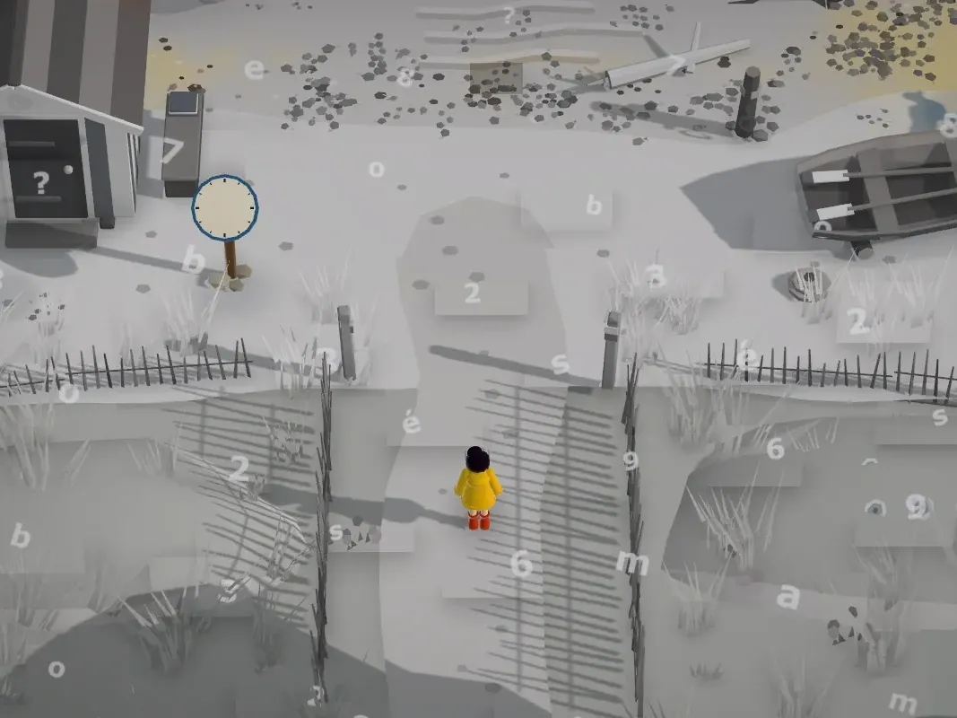 Image du jeu : les criques devenues grises sous la brume, avec des chiffres et des lettres éparpillés sur le sable.